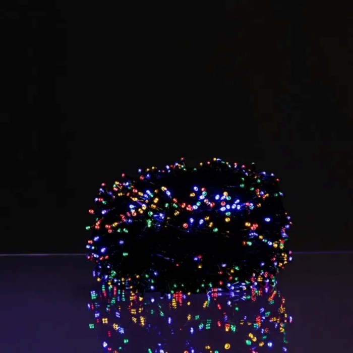 Новорічна гірлянда вулична 30 м 300 LED з сонячною батареєю чорний провід Мультиколір SB300L30MBML (72854)