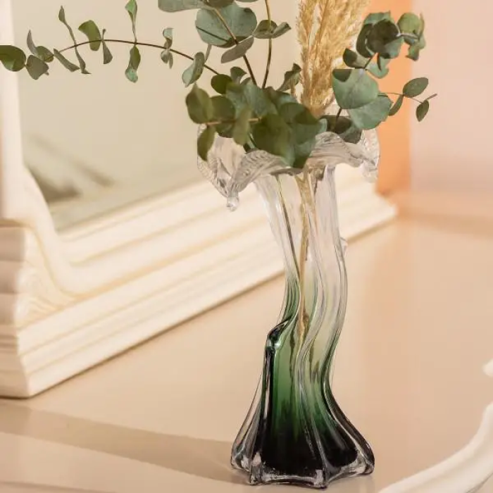 Декоративна скляна ваза для квітів 29 см фігурна Зелена HP-9-1 (28100)