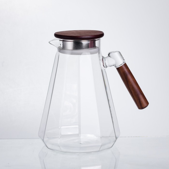Глечик для напоїв 1,7 (л) з ручкою і бамбуковою кришкою 64486-72 (85649)