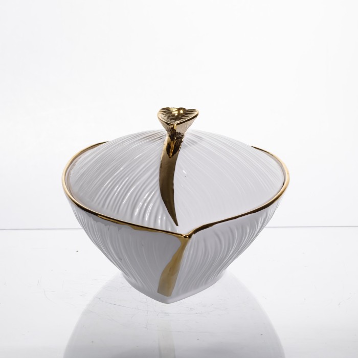 Супниця 800 (мл) каструля 26×18×14 (см) з кришкою Білий з золотом (68691)