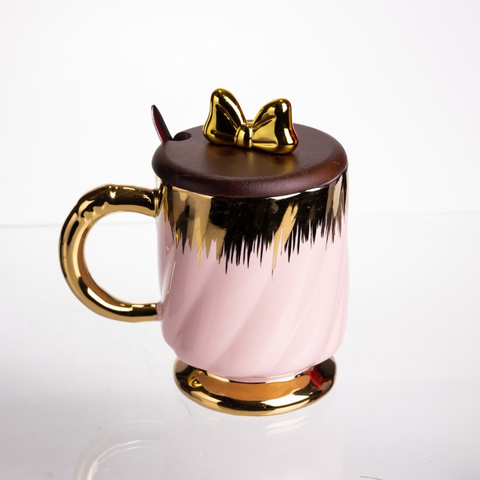 Новорічна порцелянова чашка «Золотий Вихор» 450 мл з кришкою і ложкою Yiwu FM-23B (73258)