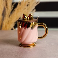 Новорічна порцелянова чашка «Золотий Вихор» 450 мл з кришкою і ложкою Yiwu FM-23B (73258)