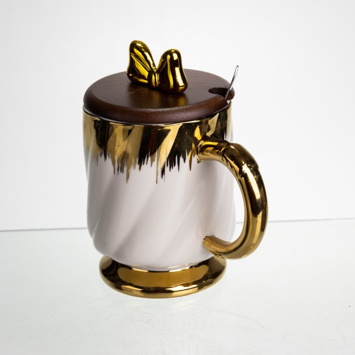 Новорічна порцелянова чашка «Золотий Вихор» 450 мл з кришкою і ложкою Yiwu FM-23D (60315)