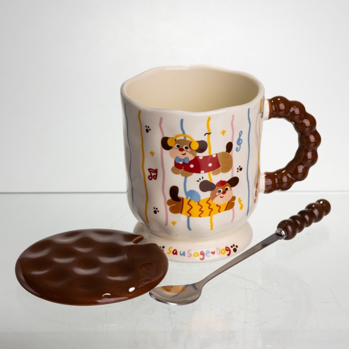 Новорічна порцелянова чашка "Весела Такса" з кришкою та ложкою 400 мл, Святкова кружка чашка для дітей на подарунок FM-17C (83823)