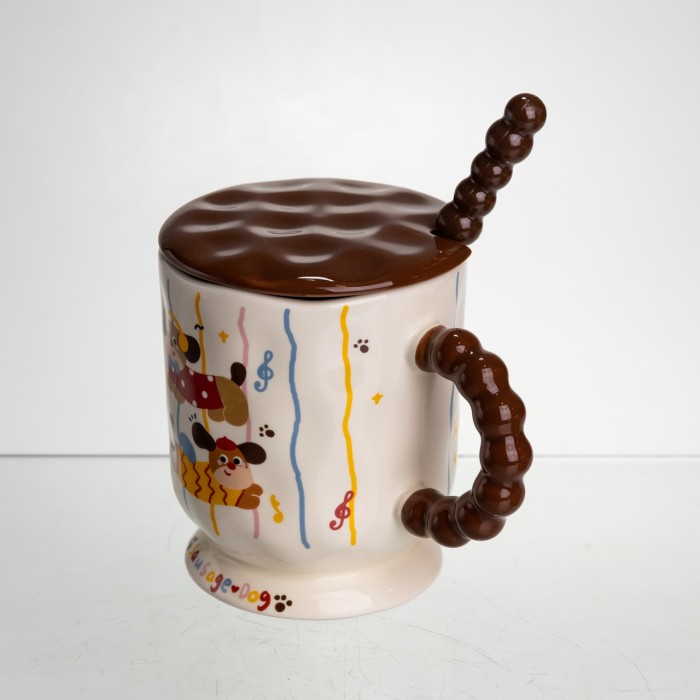 Новорічна порцелянова чашка "Весела Такса" з кришкою та ложкою 400 мл, Святкова кружка чашка для дітей на подарунок FM-17C (83823)