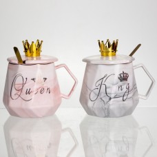 Набір парних порцелянових чашок Queen&King 2 (шт) по 400 (мл) чашки на подарунок із кришкою та ложкою FM-30 (20987)