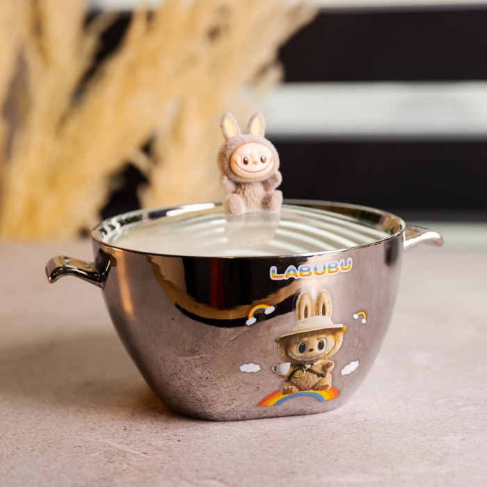 Бульйонниця порцелянова Labubu з кришкою та ручками 800 (мл) Ø15 (см) дитяча тарілка для супу та локшини Сріблястий з коричневим FM-34B (39655)