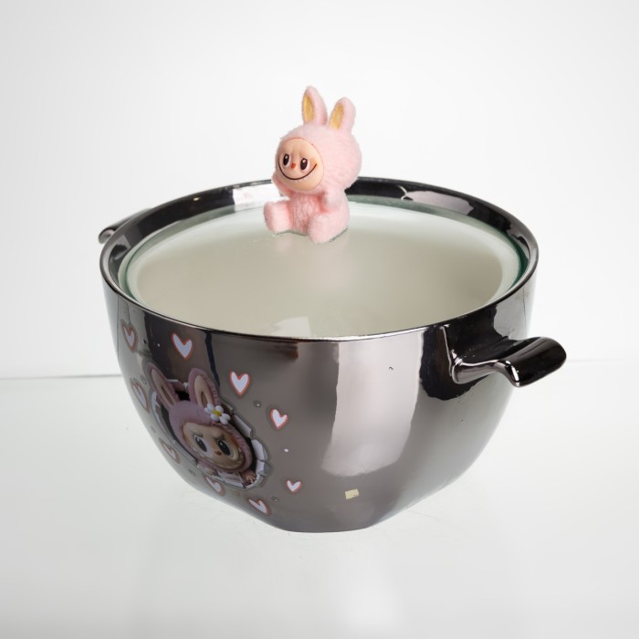 Бульйонниця порцелянова Labubu з кришкою та ручками 800 (мл) Ø15 (см) дитяча тарілка для супу та локшини Сріблястий з рожевим FM-34C (47536)