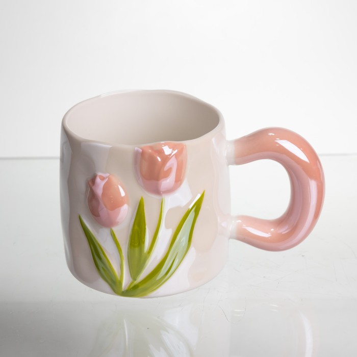 Новорічна порцелянова чашка для чаю та кави "Ніжний Тюльпан" з 3D-декором 400 мл, святкова кружка чашка на подарунок Рожевий FM-40A (74762)