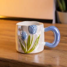 Новорічна порцелянова чашка для чаю та кави "Ніжний Тюльпан" з 3D-декором 400 мл, святкова кружка чашка на подарунок Блакитний FM-40D (81819)