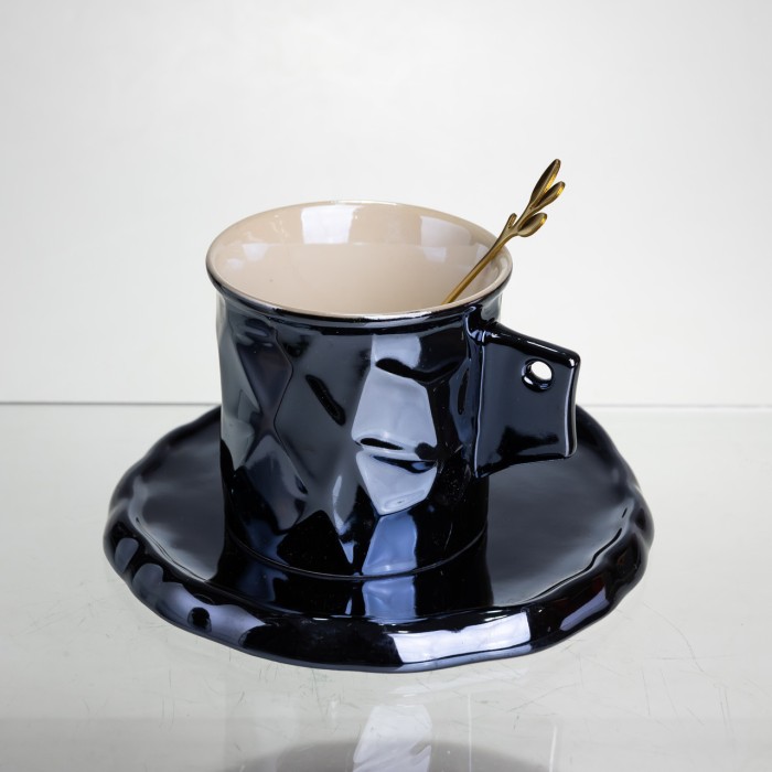 Чашка порцелянова для кави 200 (мл) з блюдцем і ложкою, гарна чашка в подарунок Чорний FM-2A (41770)