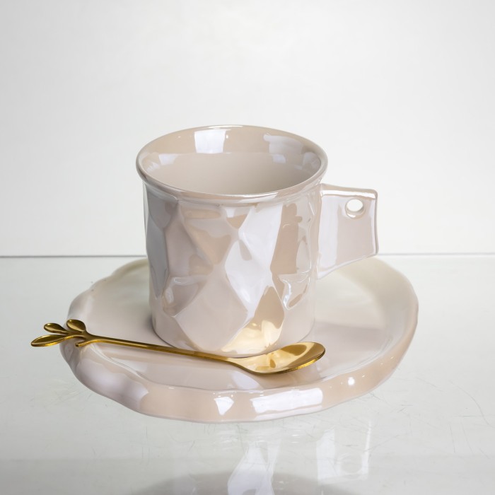 Чашка порцелянова для кави 200 (мл) з блюдцем і ложкою, гарна чашка в подарунок Білий FM-2B (54192)