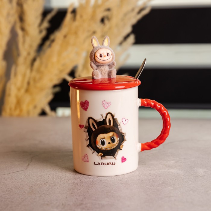 Кубок порцелянова з кришкою і ложкою Labubu 400 (мл) подарункова кружка прикольна чашка для дітей на подарунок Червоний FM-35D (82804)