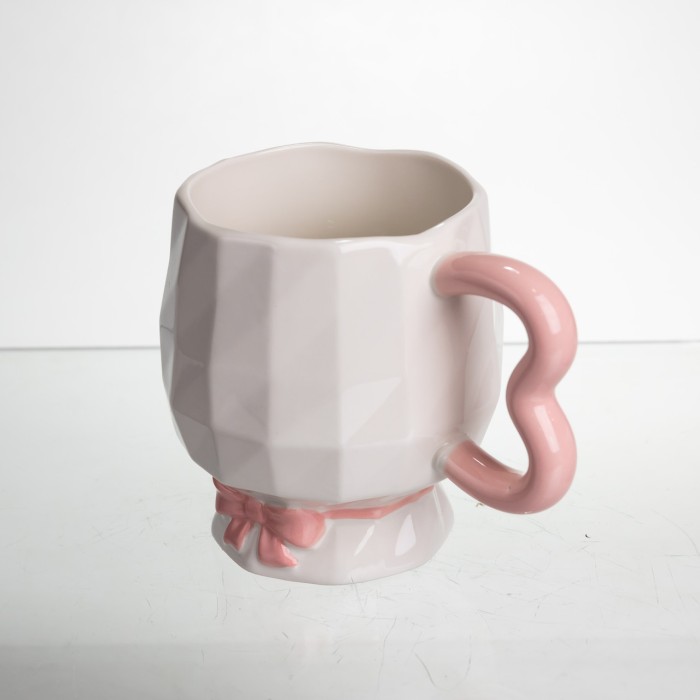 Чашка порцелянова на ніжці 400 (мл) оригінальна кружка на подарунок чашка для чаю та кави Рожевий FM-39C (23296)