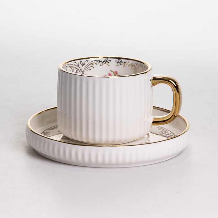 Столовий набір посуду тарілок і чашок 32 предмети на 6 персон «Золотий Кант» порцеляновий TH-32 (25488)