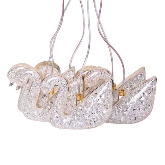 Гірлянда штора з фігурками Сваровскі 3 метри 6 ламп тепле жовте світло 6L3MSWA (14024)